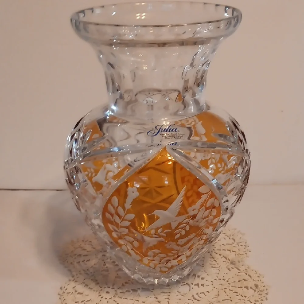 Julia Crystal Vase with Amber Accents